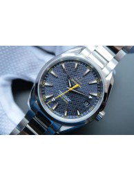 Imitation Best Omega Seamaster James Bond Bumble Bee Blue Textured Dial Bracelet WT01725